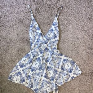 Rumor boutique blue and white paisley romper